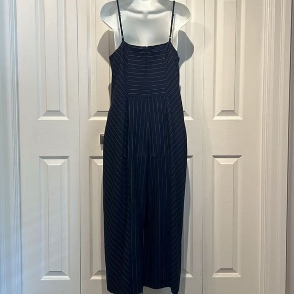 Banana Republic Navy with White Pinstripes Wide Leg Ankle Length Jumpsuit Sz 8P - Picture 8 of 14